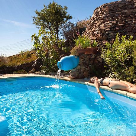 Residenza Petrera Aparthotel Muravera Buitenkant foto