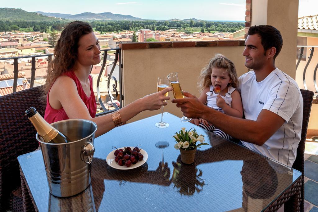 Residenza Petrera Aparthotel Muravera Buitenkant foto