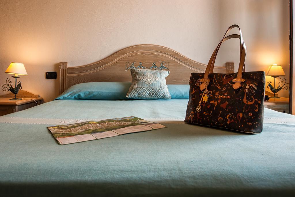 Residenza Petrera Aparthotel Muravera Buitenkant foto