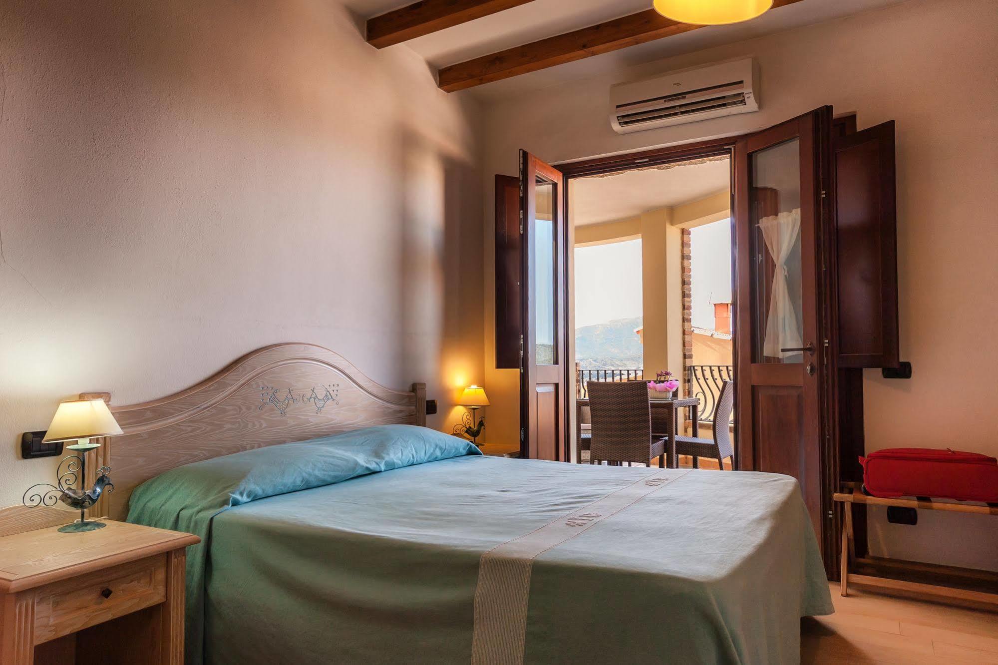Residenza Petrera Aparthotel Muravera Buitenkant foto