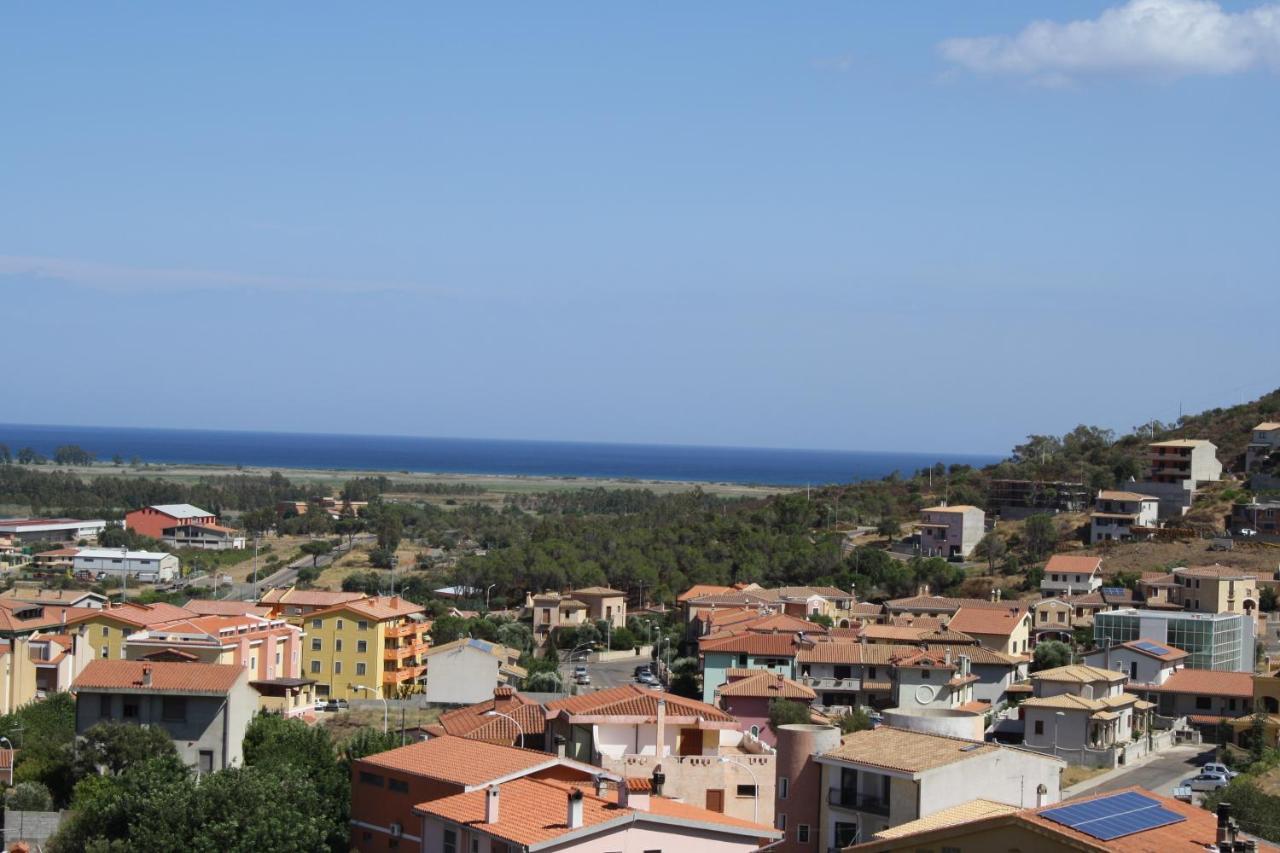 Residenza Petrera Aparthotel Muravera Buitenkant foto